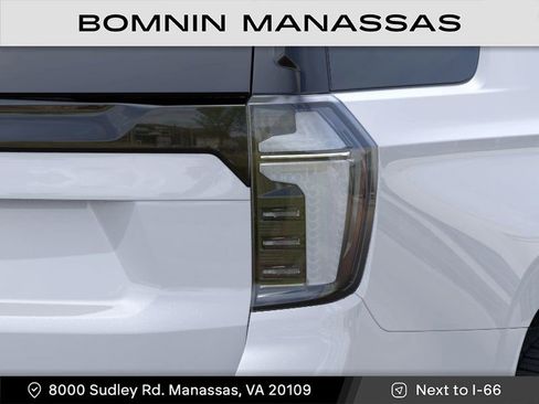 New 2026 Chevrolet Tahoe High Country AWD/4WD image 11