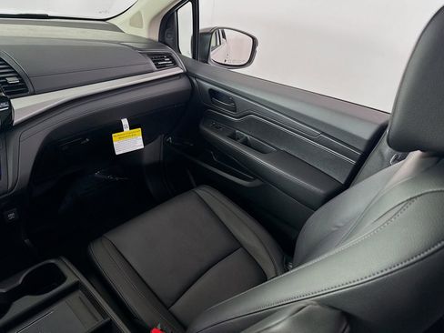 Certified 2025 Honda Odyssey EX-L image 20
