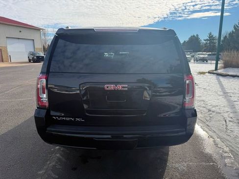 Used 2018 GMC Yukon XL SLT image 2