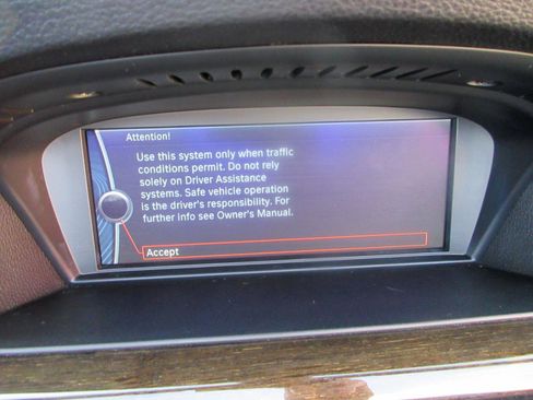 Used 2013 BMW 335i Convertible image 37