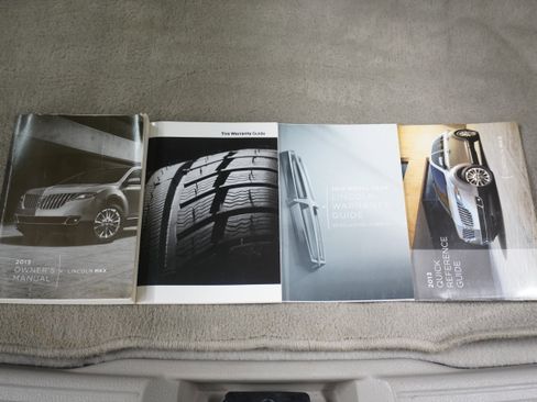 Used 2013 Lincoln MKX FWD image 27