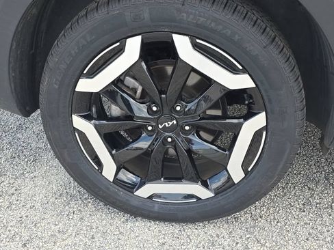 Used 2023 Kia Telluride S w/ S Sunroof Package AWD/4WD image 10
