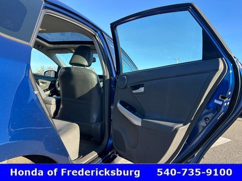 Used 2010 Toyota Prius Five image 29