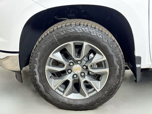 New 2026 Chevrolet Silverado 1500 LT w/ Z71 Off-Road Package image 19