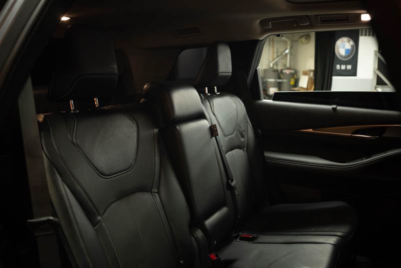Used 2023 INFINITI QX60 Luxe w/ Cargo Package AWD/4WD image 17