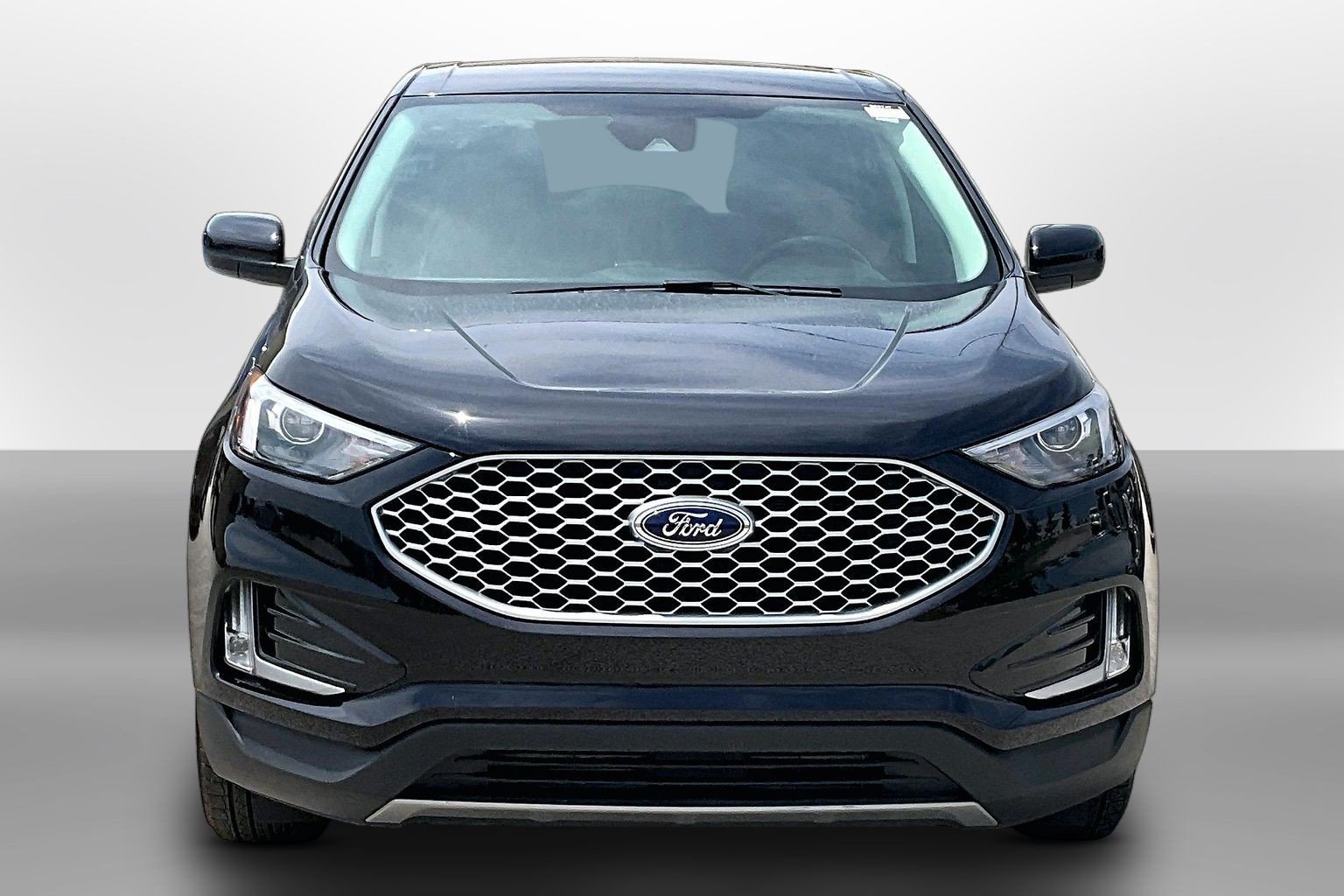 Used 2024 Ford Edge SEL w/ Convenience Package AWD/4WD image 3