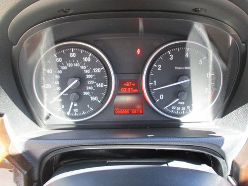 Used 2011 BMW 328i Sedan image 15