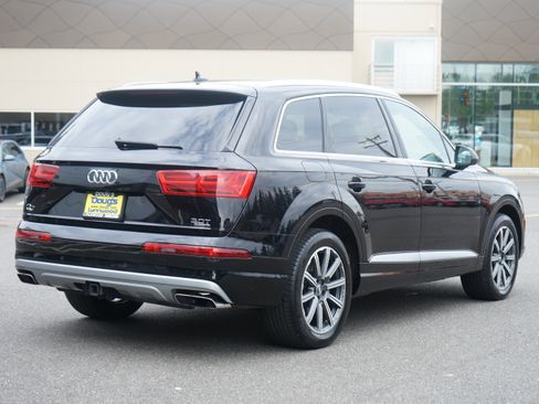 Used 2017 Audi Q7 3.0T Premium Plus AWD/4WD image 3