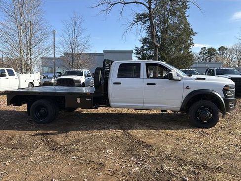 New 2026 RAM 4500 Tradesman AWD/4WD image 14