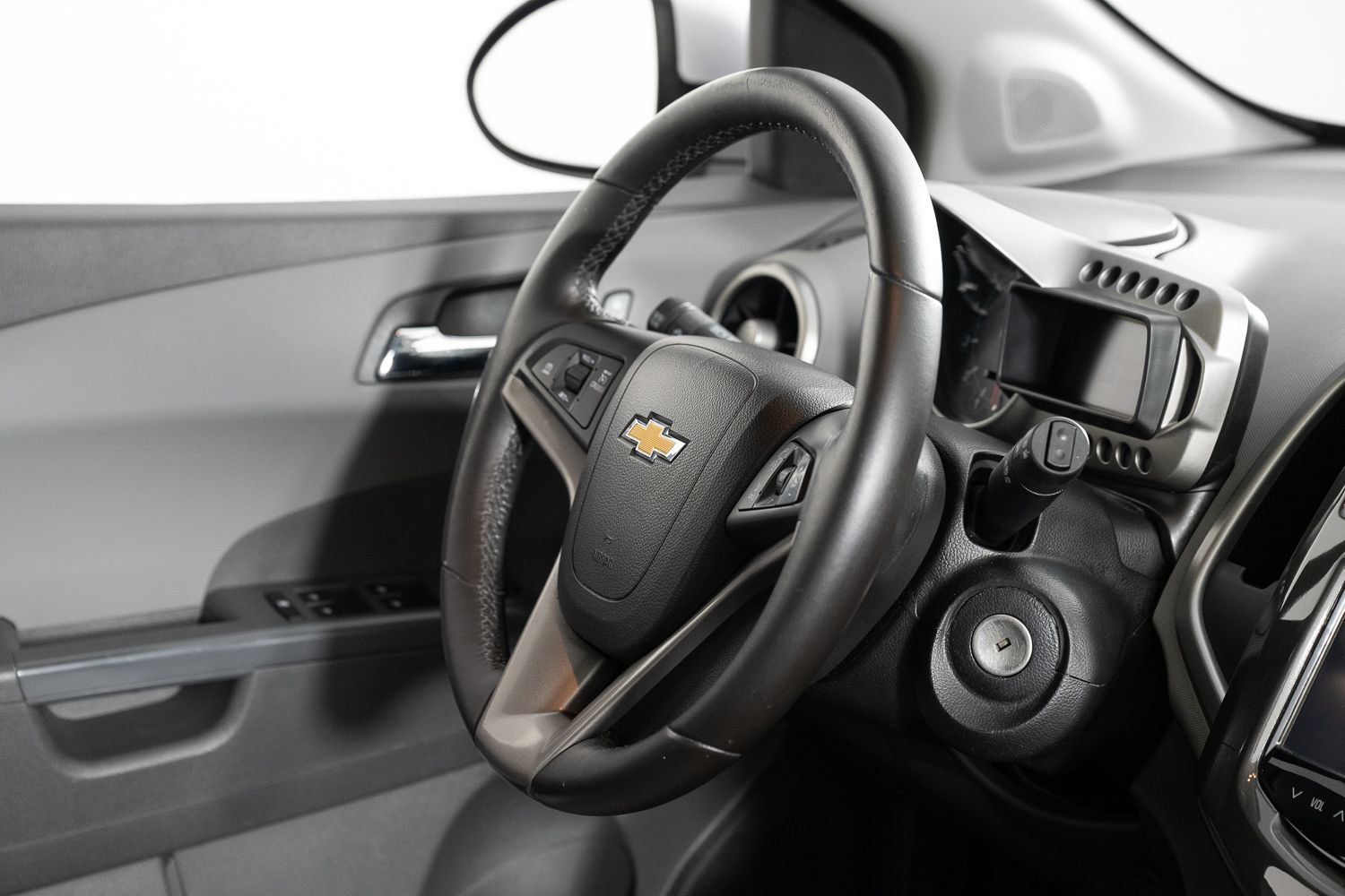 Used 2015 Chevrolet Sonic LTZ FWD image 24