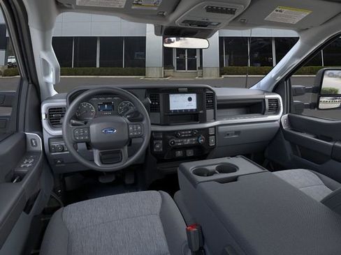 New 2026 Ford F250 XL AWD/4WD image 9