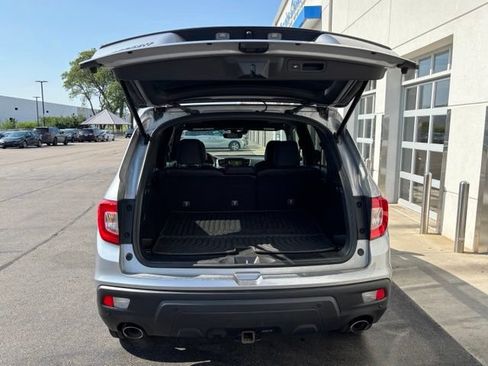 Used 2019 Honda Passport Elite image 7