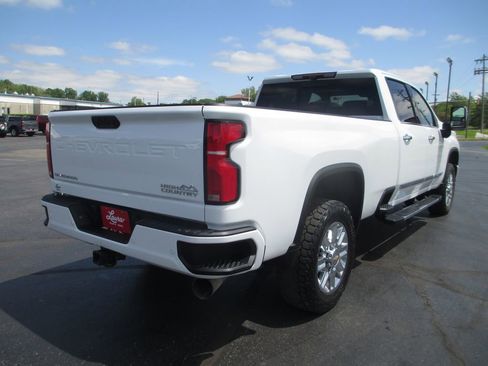 Used 2024 Chevrolet Silverado 3500 High Country w/ Technology Package AWD/4WD image 6