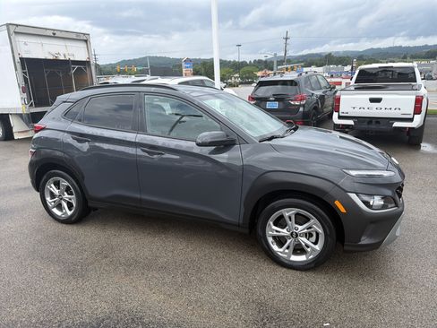 Certified 2023 Hyundai Kona SEL w/ Convenience Package AWD/4WD image 2