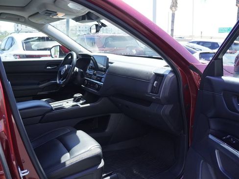 Used 2022 Nissan Pathfinder SL w/ SL Premium Package FWD image 25