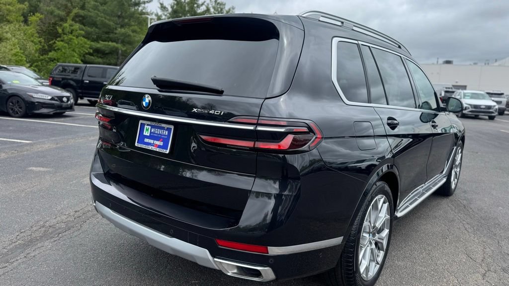 Used 2025 BMW X7 xDrive40i w/ Premium Package AWD/4WD image 8