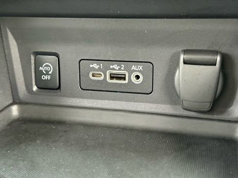 Used 2024 Nissan Sentra SV image 16