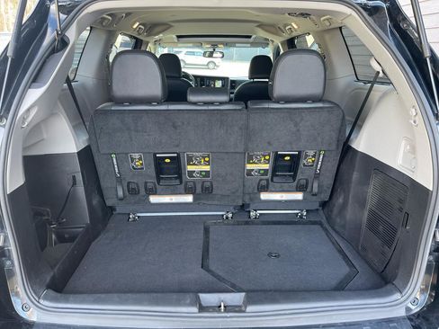 Used 2015 Honda Odyssey EX-L image 22