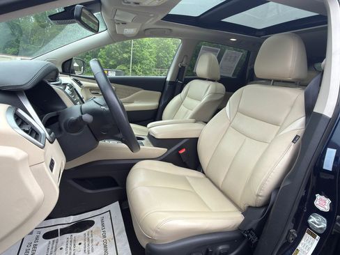 Used 2023 Nissan Murano SL w/ SL Moonroof Package FWD image 2