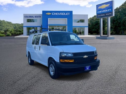 Certified 2024 Chevrolet Express 3500 w/ Driver Convenience Package image 8