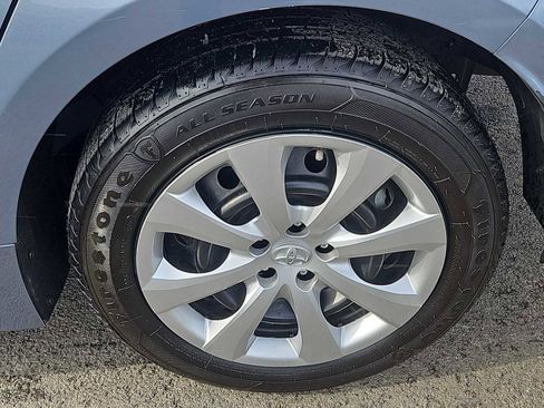 Used 2023 Toyota Corolla LE image 8