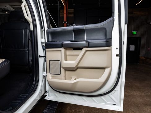 Used 2021 Ford F250 Limited w/ FX4 Off-Road Package image 38