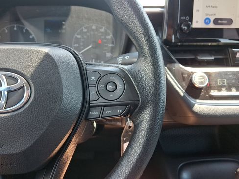Used 2023 Toyota Corolla LE FWD image 21