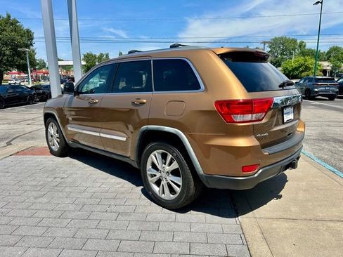 Used 2011 Jeep Grand Cherokee 70th Anniversary AWD/4WD image 5