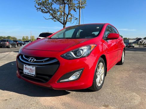 Used 2013 Hyundai Elantra GT image 2