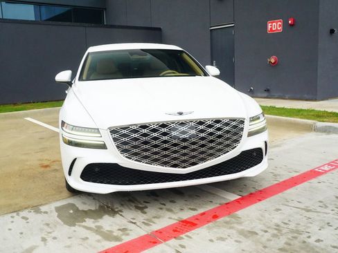 New 2025 Genesis G80 2.5T image 2