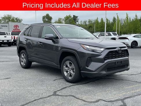 Used 2024 Toyota RAV4 XLE FWD image 7