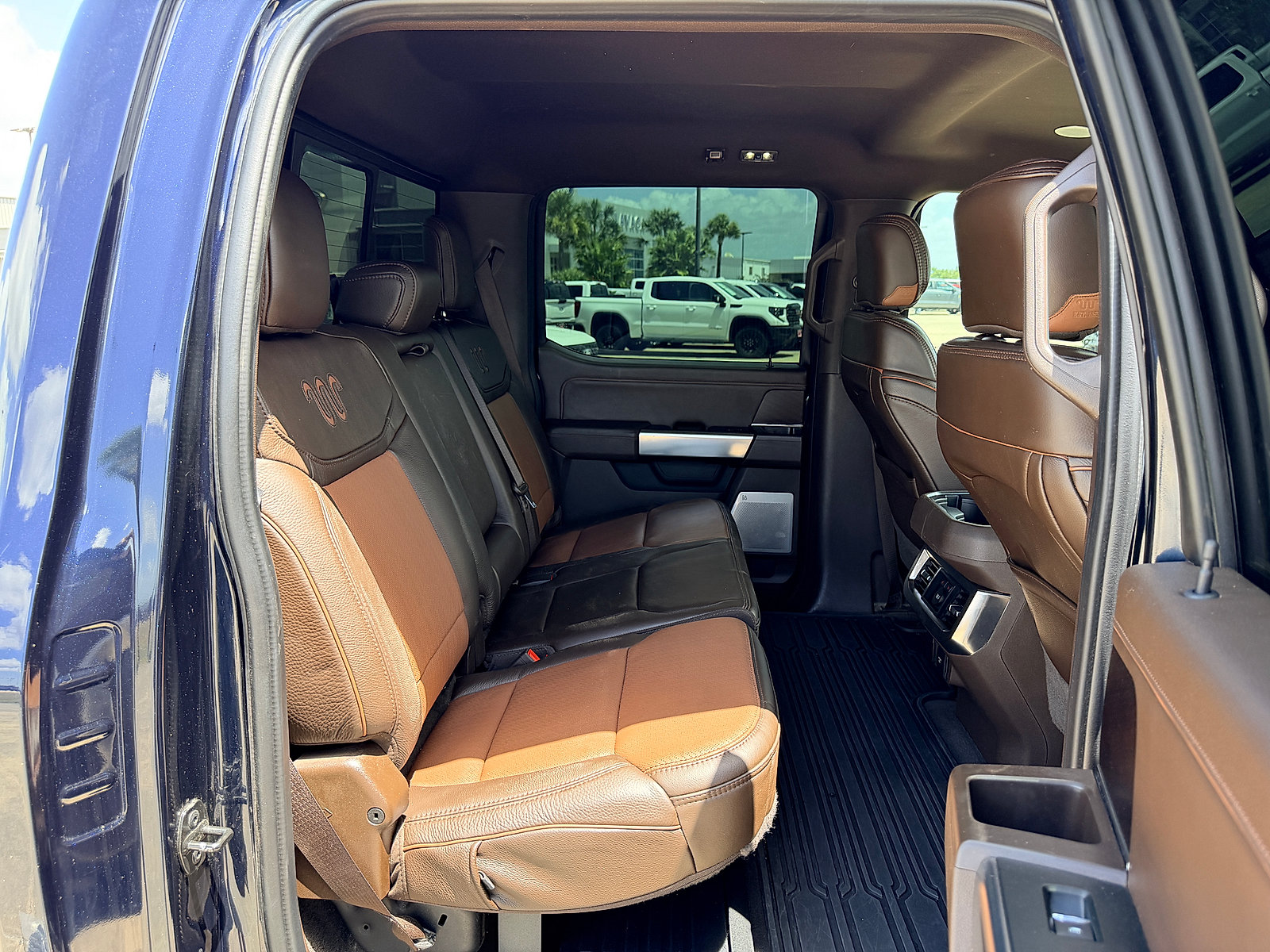 Used 2023 Ford F250 King Ranch w/ Chrome Package AWD/4WD image 17