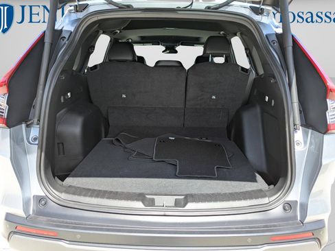 Used 2026 Nissan Rogue S FWD image 48