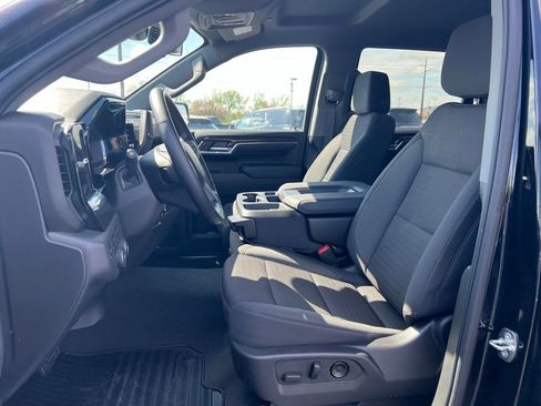 Used 2024 Chevrolet Silverado 1500 LT AWD/4WD image 8