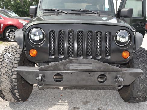 Used 2011 Jeep Wrangler Sport AWD/4WD image 39