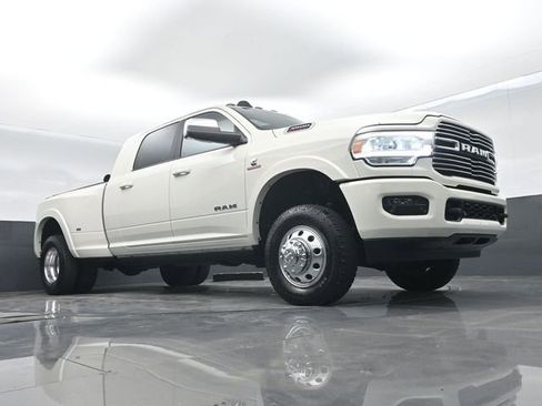 Used 2022 RAM 3500 Laramie AWD/4WD image 49