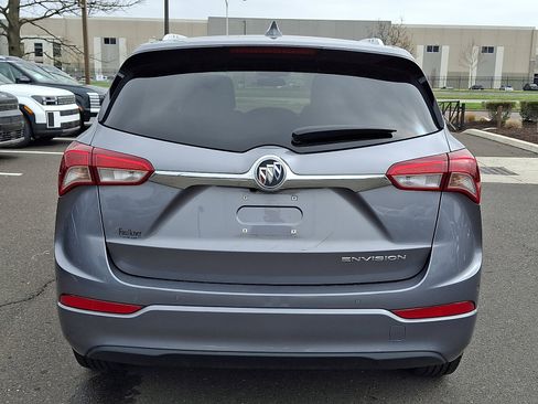 Used 2020 Buick Envision Essence FWD image 5