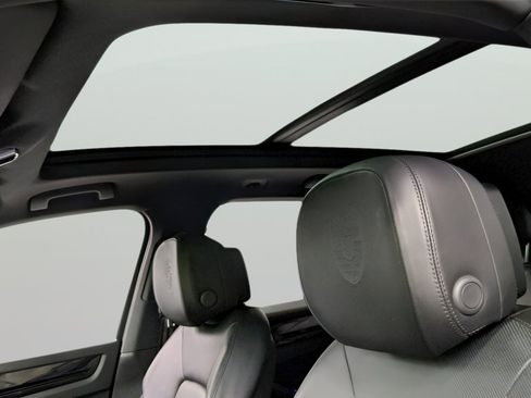 Used 2020 Porsche Cayenne S image 31