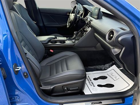 Used 2022 Lexus IS 350 F Sport image 31
