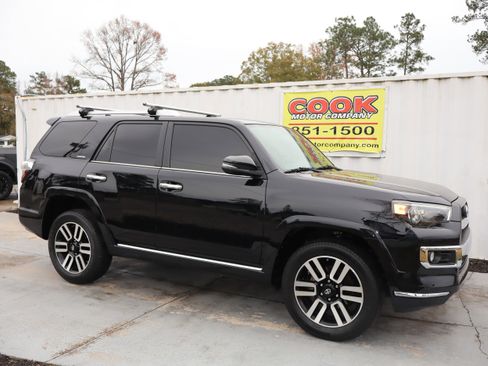 Used 2019 Toyota 4Runner Limited image 2