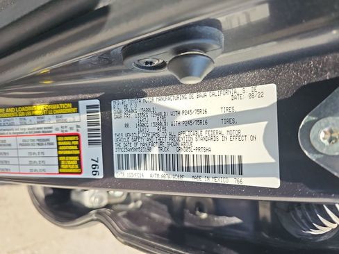 Used 2022 Toyota Tacoma SR5 AWD/4WD image 32