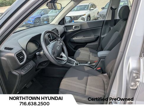 Certified 2026 Hyundai Venue SEL FWD image 33