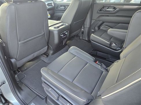 New 2026 GMC Yukon XL Elevation image 11