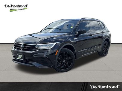 Used 2022 Volkswagen Tiguan SE R-Line
