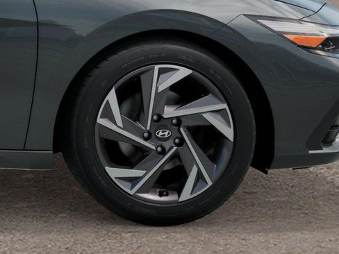 New 2026 Hyundai Elantra Limited image 8
