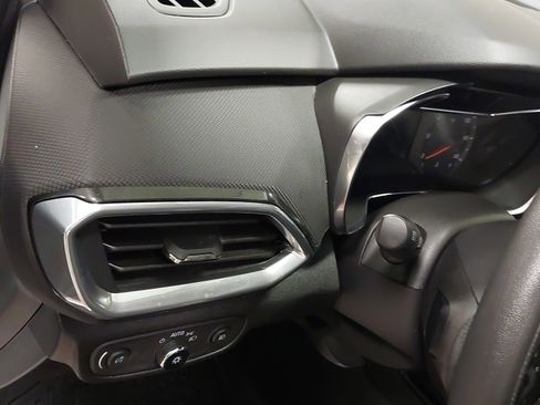 Certified 2023 Chevrolet TrailBlazer LT w/ Convenience Package image 17