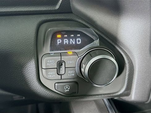 New 2025 RAM 1500 Big Horn image 12