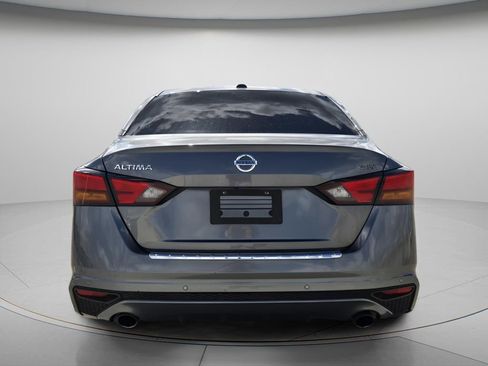 Used 2021 Nissan Altima 2.5 SR image 6