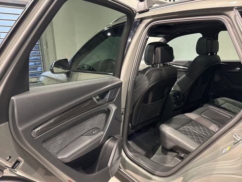 Used 2025 Audi SQ5 Prestige image 36