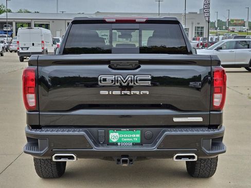 Used 2025 GMC Sierra 1500 Elevation w/ Elevation Premium Package image 5